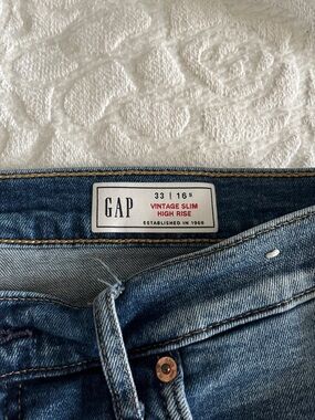GAP Vintage Slim High Rise Jeans - Medium Blue Denim 16s